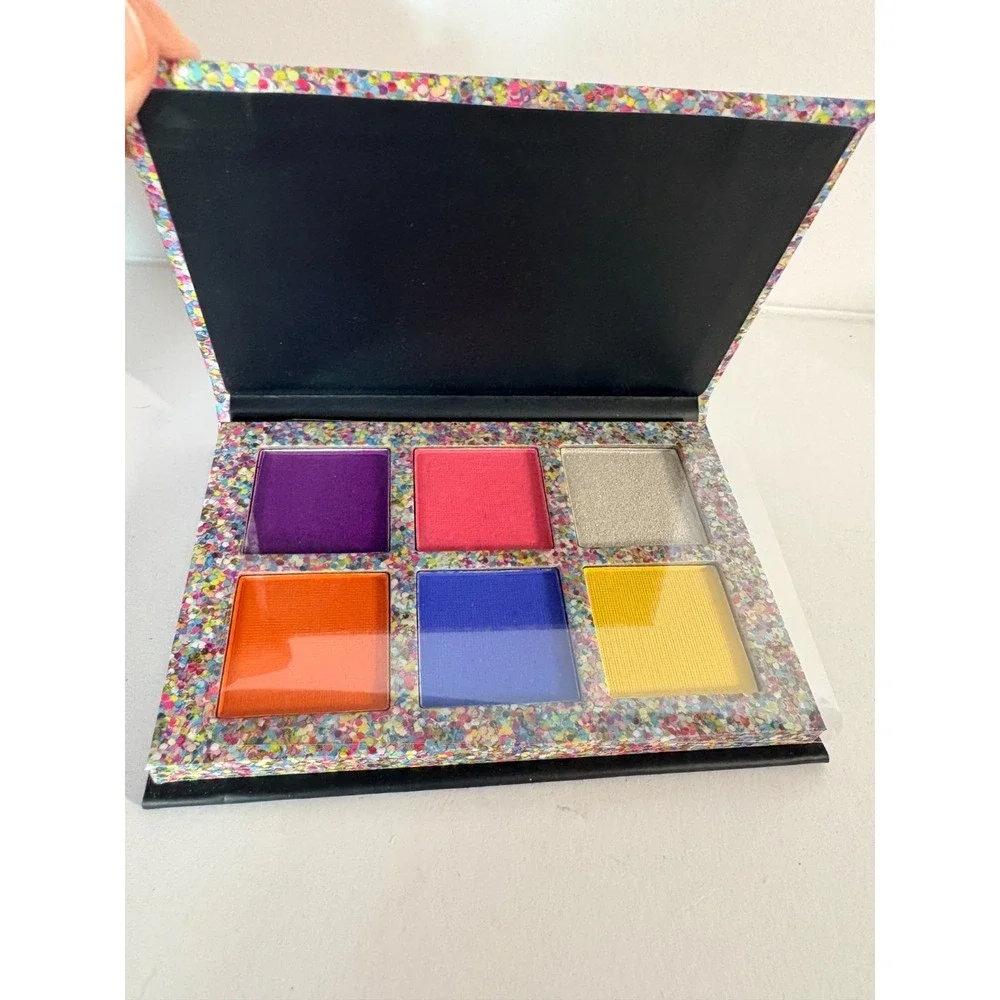 Revolution‎ Boujee AF Shadow Palette NIB Matte Shimmer Eyeshadow T242